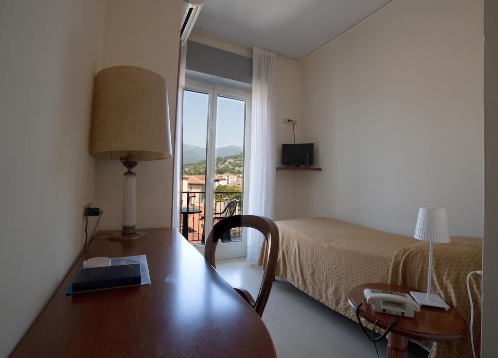 Albergo Miralago Verbania Ruang foto